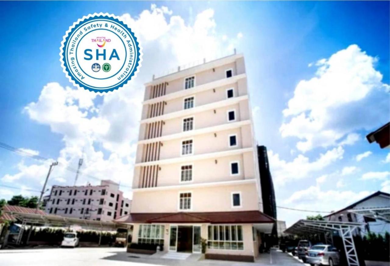 P.A. Thani Hotel Nakhon Sawan Exteriér fotografie